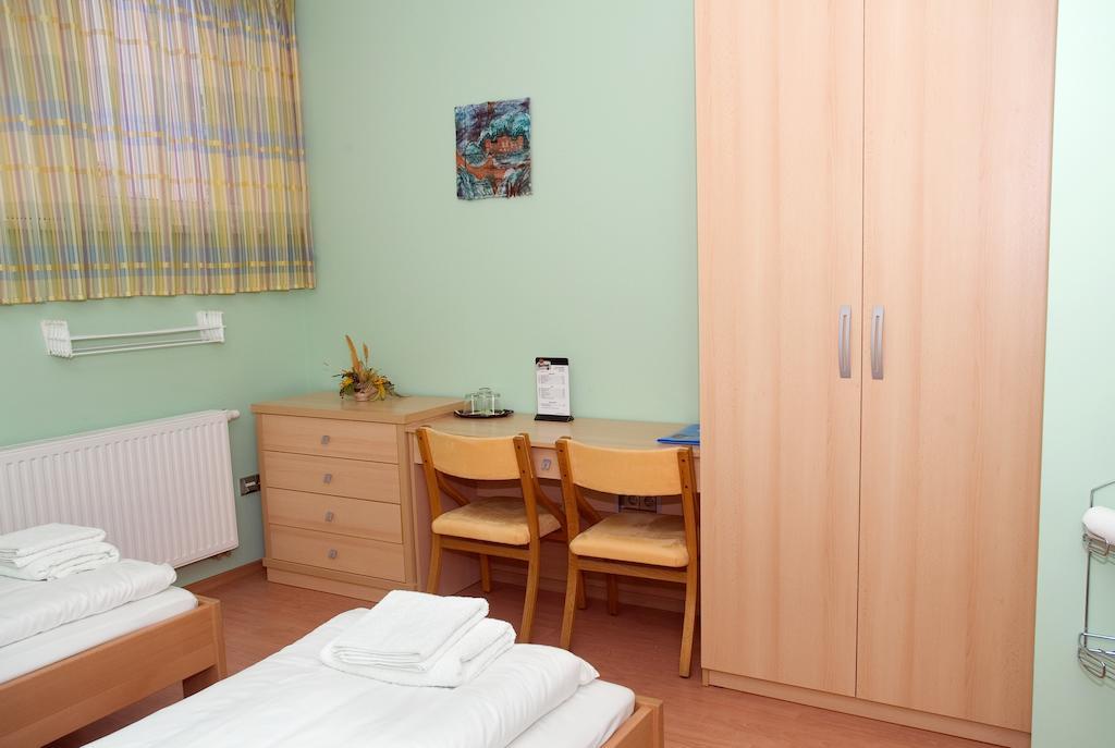 Penzion U Splavu Breclav Room photo