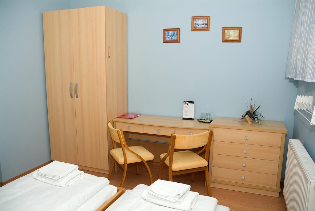 Penzion U Splavu Breclav Room photo